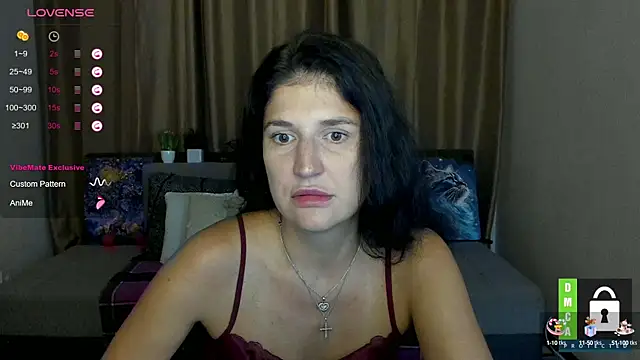 Snapshot of Alianna_Solo_Kisses chatting on 09.25.25 Alianna Solo Kisses online show from 09.25.25