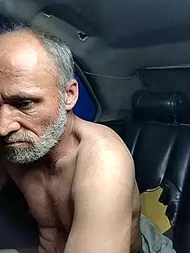 Snapshot of Stickybros2u chatting on 01.02.25 Stickybros2u online show from 01.02.25