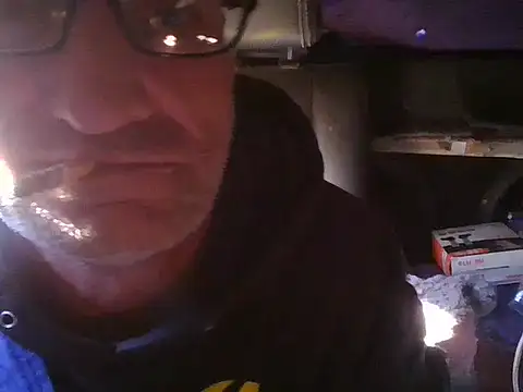 Snapshot of Stickybros2u chatting on 01.09.26 Stickybros2u online show from 01.09.26