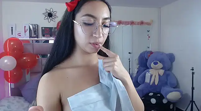 Snapshot of AriadnaCappelletty chatting on 02.28.25 AriadnaCappelletty online show from 02.28.25