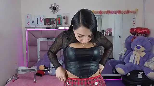 Snapshot of AriadnaCappelletty chatting on 09.27.25 AriadnaCappelletty online show from 09.27.25