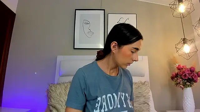 helen mooree online show from 02.19.26