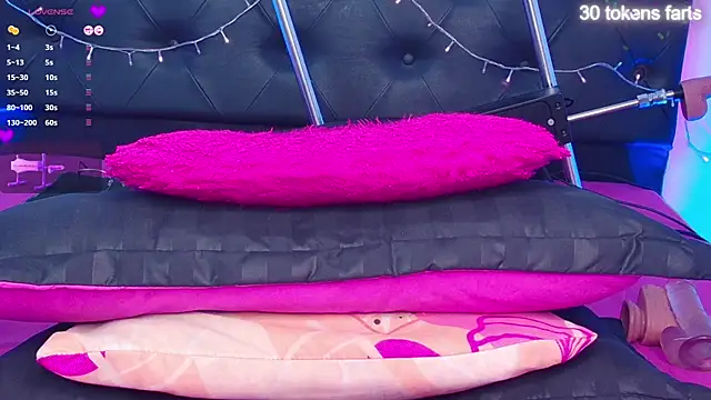 Snapshot of Adriana-55 chatting on 03.21.25 Adriana-55 online show from 03.21.25