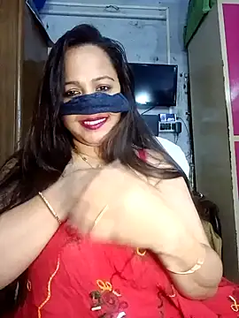 Snapshot of albelasummi702 chatting on 02.07.25 albelasummi702 online show from 02.07.25