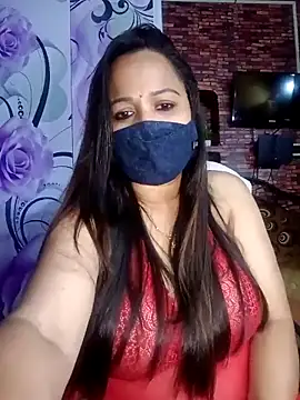 Snapshot of albelasummi702 chatting on 02.27.25 albelasummi702 online show from 02.27.25