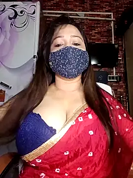 Snapshot of albelasummi702 chatting on 09.17.25 albelasummi702 online show from 09.17.25