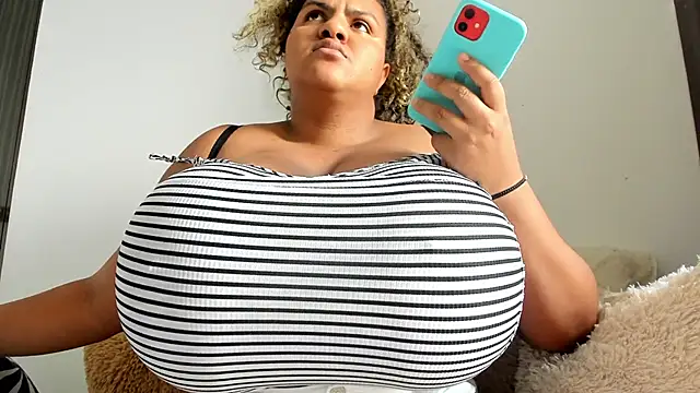 bigmom69  online show from 04.16.26