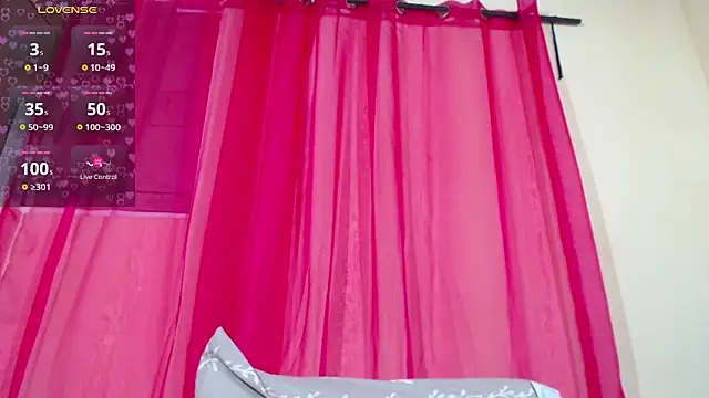 RominaFiore  online show from 01.19.25