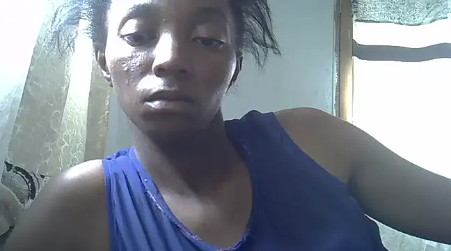 Snapshot of ElianeHot chatting on 01.31.25 ElianeHot online show from 01.31.25