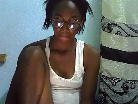 Snapshot of ElianeHot chatting on 02.20.25 ElianeHot online show from 02.20.25