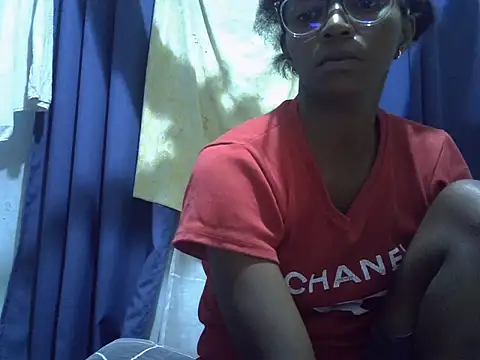 ElianeHot online show from 04.02.26