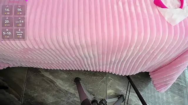 LIZ HOLMES online show from 10.02.25