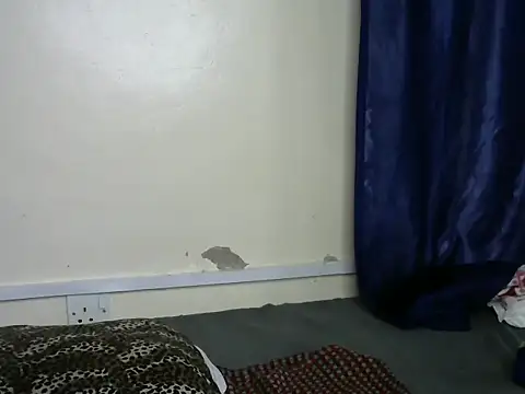 Snapshot of Rasta_tattooed chatting on 11.24.25 Rasta tattooed online show from 11.24.25