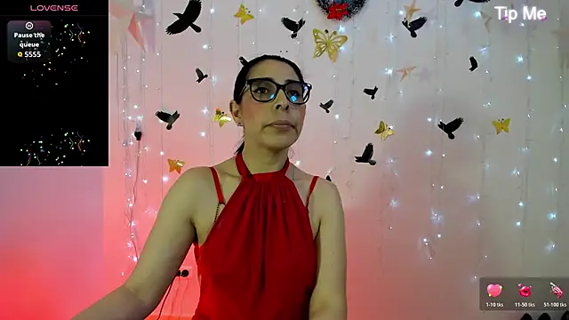 AdelleLennox cg online show from 12.22.25