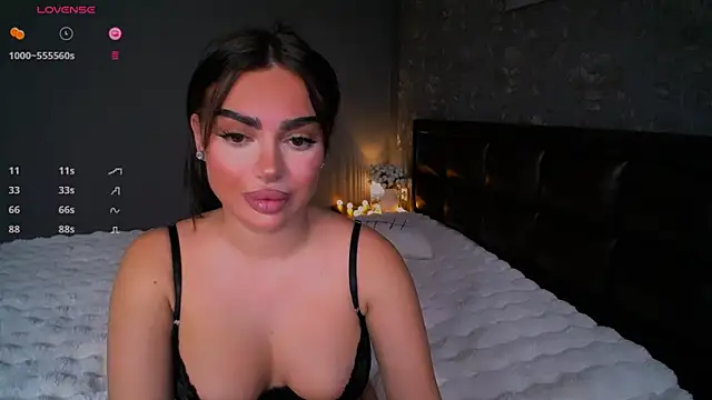 babyleilaa online show from 12.14.24