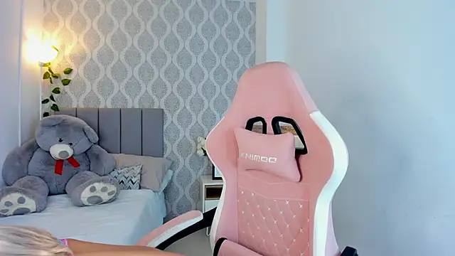 Adria ross online show from 01.23.25