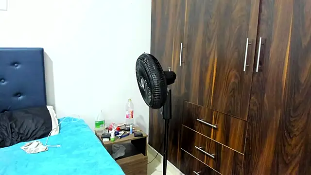 brenda sofia2 online show from 11.10.25