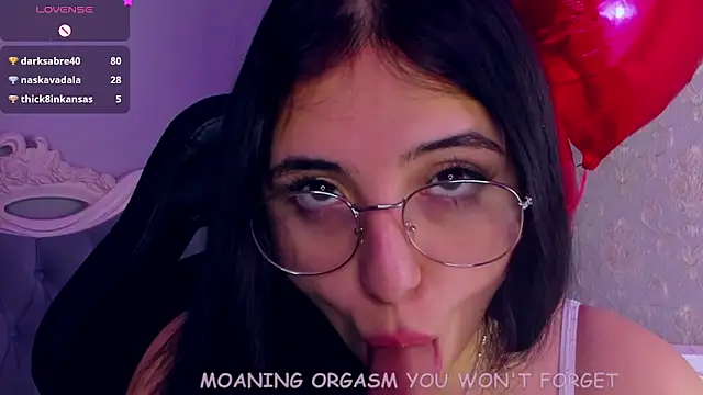 JennyFerguson online show from 02.05.25