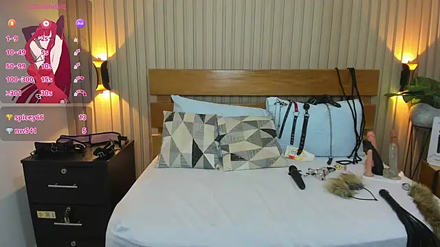 luciana ballesteros  online show from 02.10.25