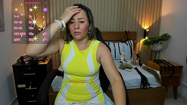 luciana ballesteros  online show from 02.19.25