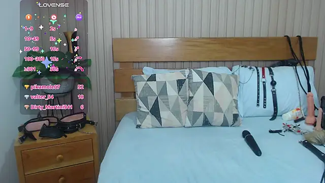 luciana ballesteros  online show from 03.13.25