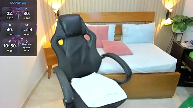 luciana ballesteros  online show from 03.04.26