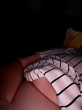 Snapshot of poussychats chatting on 12.18.24 poussychats online show from 12.18.24