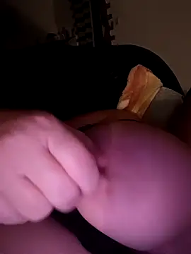 Snapshot of poussychats chatting on 03.07.25 poussychats online show from 03.07.25