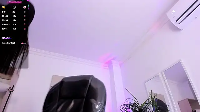 Aleejaa   online show from 01.20.25