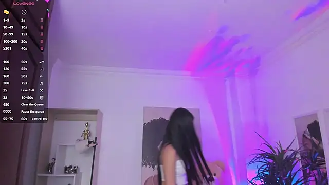 Aleejaa   online show from 02.25.25