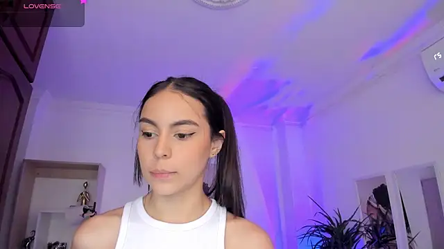 Aleejaa   online show from 03.04.25