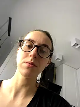 MartiniiSelenna online show from 11.21.25