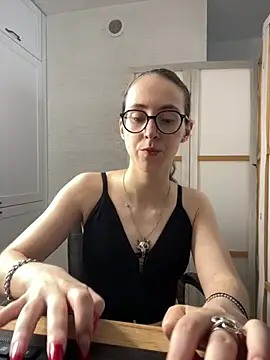 Snapshot of MartiniiSelenna chatting on 07.18.26 MartiniiSelenna online show from 07.18.26