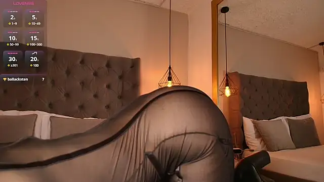 AngelinaRoss  online show from 03.17.25