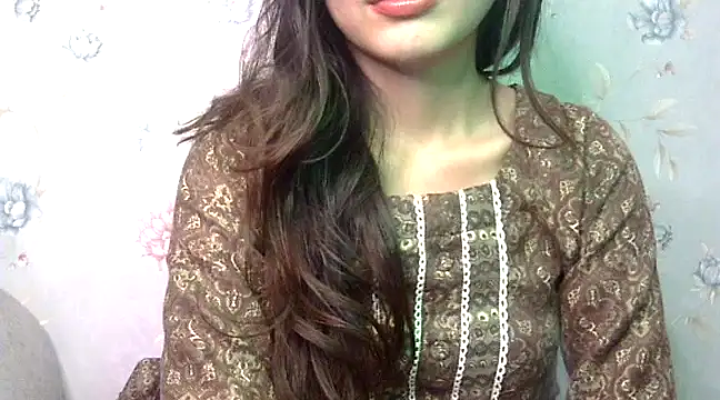 Snapshot of binisa_45 chatting on 12.13.24 binisa 45 online show from 12.13.24