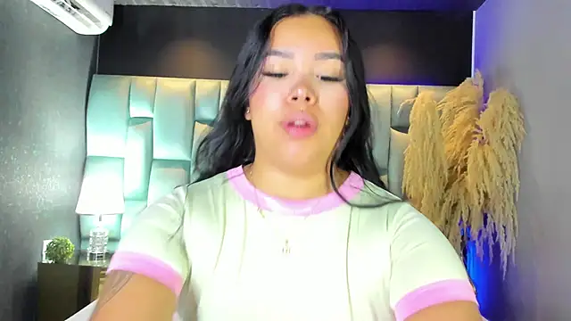 MarianaGarciaa   online show from 04.18.26