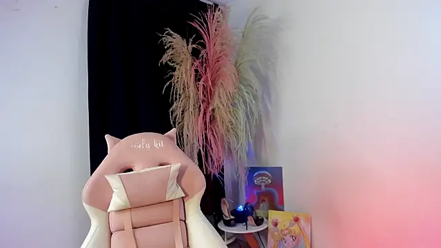 lovely kitt online show from 09.10.25