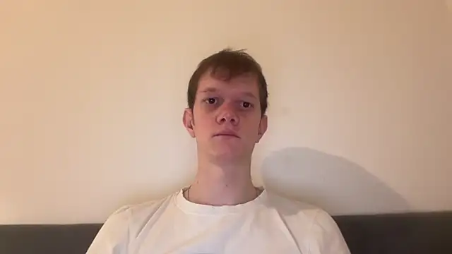 Snapshot of Cube933 chatting on 10.25.25 Cube933 online show from 10.25.25