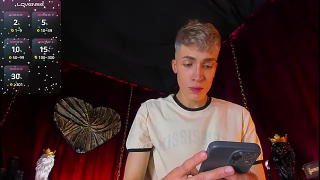 Angel Snowhotxxx online show from 02.16.25