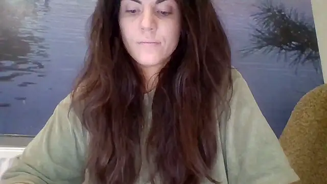 Snapshot of AliceTailor chatting on 11.03.25 AliceTailor online show from 11.03.25