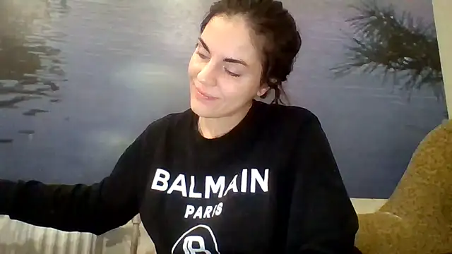 Snapshot of AliceTailor chatting on 12.14.25 AliceTailor online show from 12.14.25