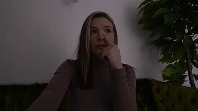 Snapshot of IceDanielles chatting on 01.31.25 IceDanielles online show from 01.31.25