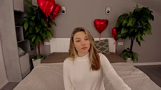 Snapshot of IceDanielles chatting on 03.16.25 IceDanielles online show from 03.16.25