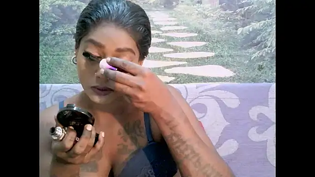 Snapshot of Harl3ysugar4u chatting on 02.13.25 Harl3ysugar4u online show from 02.13.25