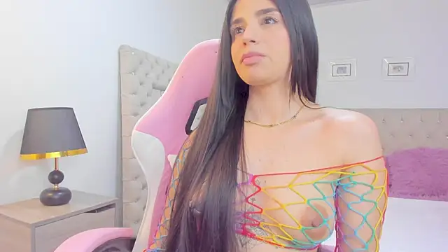 carlaperez  online show from 10.18.25