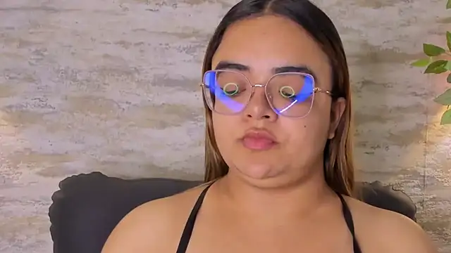 Celeste Mcs  online show from 09.23.25