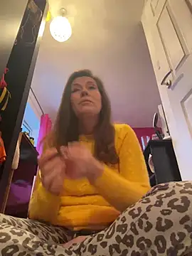 Lwhite1 online show from 01.12.25