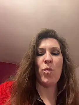 Lwhite1 online show from 02.24.25