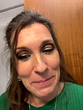 Lwhite1 online show from 10.11.25