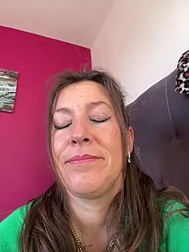 Lwhite1 online show from 03.17.26